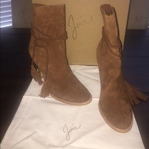 Joie Boots